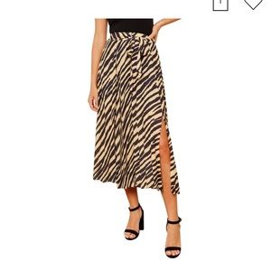 Pleated Top Shop Zebra skirt